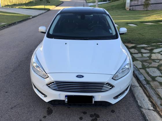 FORD FOCUS 2.0 TITANIUM 16V FLEX 4P POWERSHIFT FORD FOCUS 2.0 TITANIUM 16V FLEX 4P POWERSHIFT